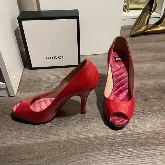 Authentic Dolce & Gabbana Vintage Pink Heels - Picture 3 of 6